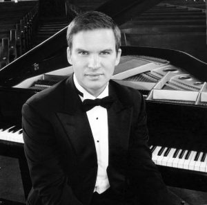  A Night with Pianist Sergei Novikov 