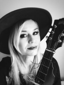 An Afternoon of Folk and Americana (with Swedish roots) with Sofia Talvik 